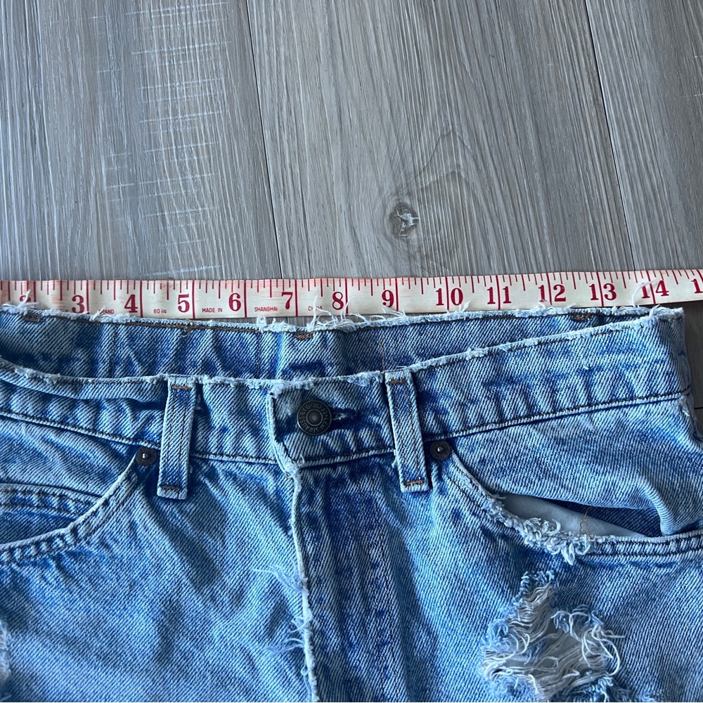 8 pairs of Levi’s shorts sizes 2/4 - Picture 3 of 15